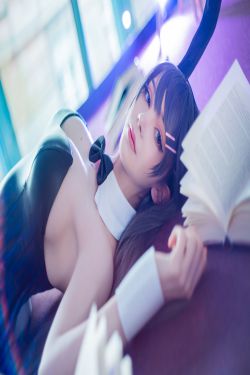 [COS福利] 国外美女SayaTheFox – 麻衣学姐(14P)-图控