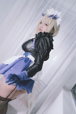 阿半今天很开心 – FGO 黑枪呆女仆(41P)-图控
