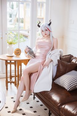 Coser 瓜希酱 福利 - 碧蓝航线 埃吉尔 睡衣(20P)-图控