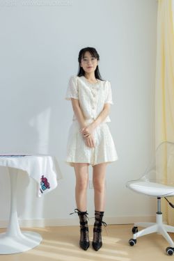 物恋传媒 No.2543 菜菜 - 高跟鞋、蕾丝短黑丝、裸足、银色脚链(150P)-图控