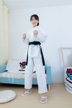 物恋传媒 No.2552 菜菜 - 人字拖、黑色踩脚裤袜、裸足、纯白棉袜(230P)-图控