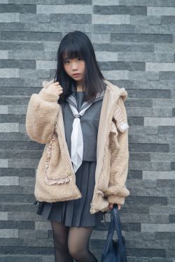 一只小栗奈 – 熊熊JK女友(212P)-图控