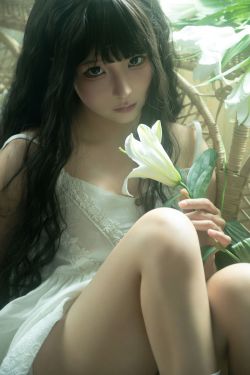 动漫博主蠢沫沫 - 白吊带(36P)-图控