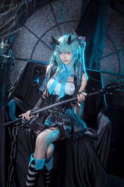 艾西aiwest - 初音小恶魔(26P)-图控