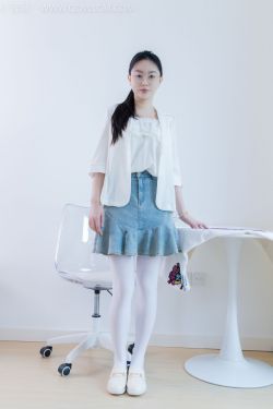 物恋传媒 No.2246 美兔 -皮鞋、厚白丝、皮筋绑脚老头乐挠脚剧情(150P)-图控