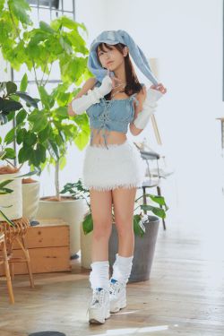 いくみ – (193iKkyu3) [Fantia] 2025年01月 Denim Bunny(32P)-图控