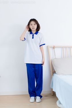 物恋传媒 No.2364 小悦 – 校服、板鞋、白棉袜、裸足(150P)-图控