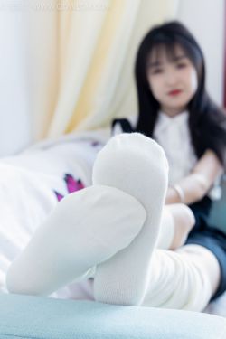 物恋传媒 No.2369 嘉木 – 长靴、长筒小腿白棉袜、蝴蝶薄肉丝(200P)-图控